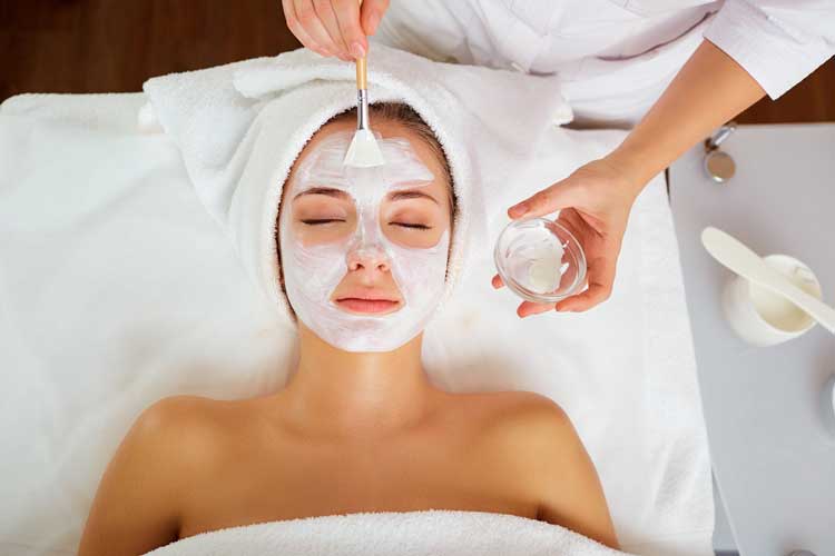 GEZICHTBEHANDELING-MASKER1